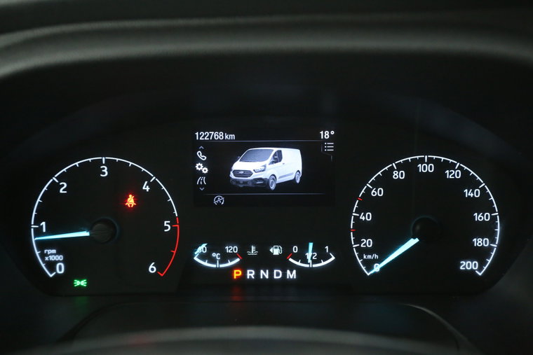 Vehicle Image 12