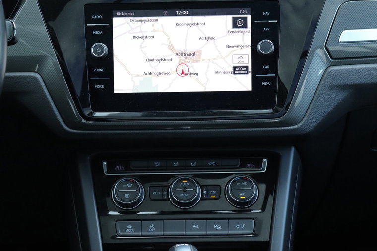 Vehicle Image 22