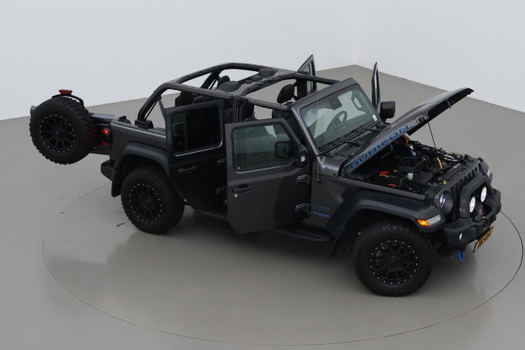 Vehicle Image 6