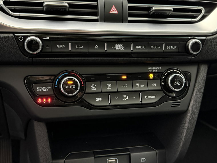 Vehicle Image 24