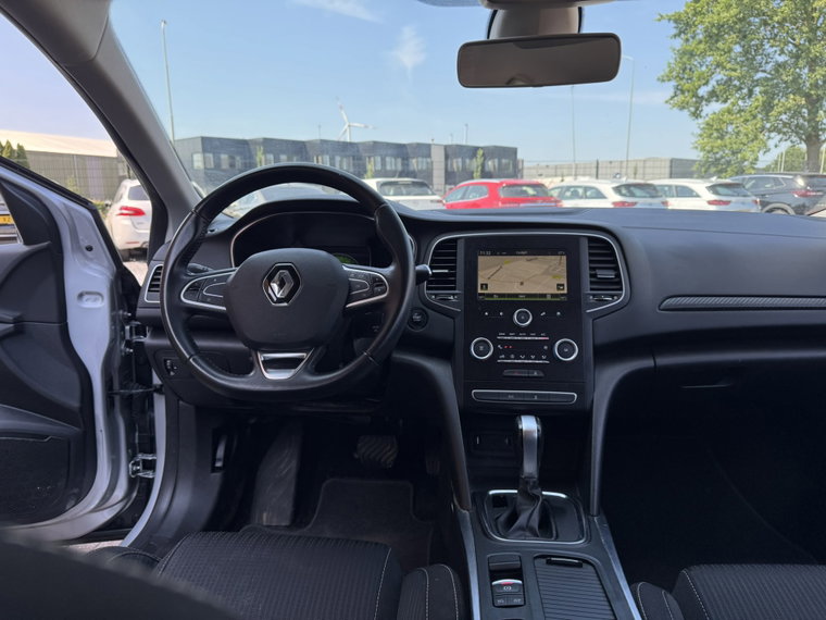 Vehicle Image 26