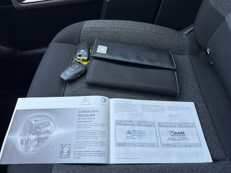 Vehicle Image 40