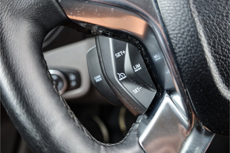 Vehicle Image 24