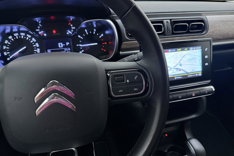 Vehicle Image 19