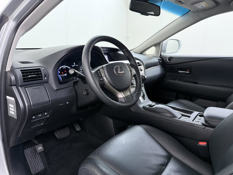 Vehicle Image 14