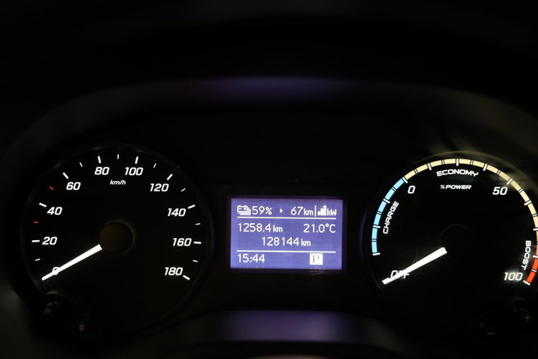 Vehicle Image 12
