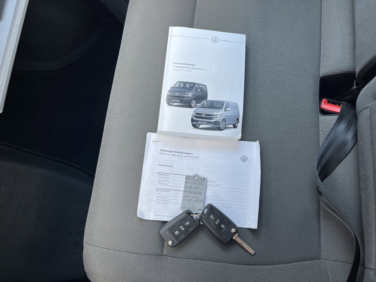 Vehicle Image 38