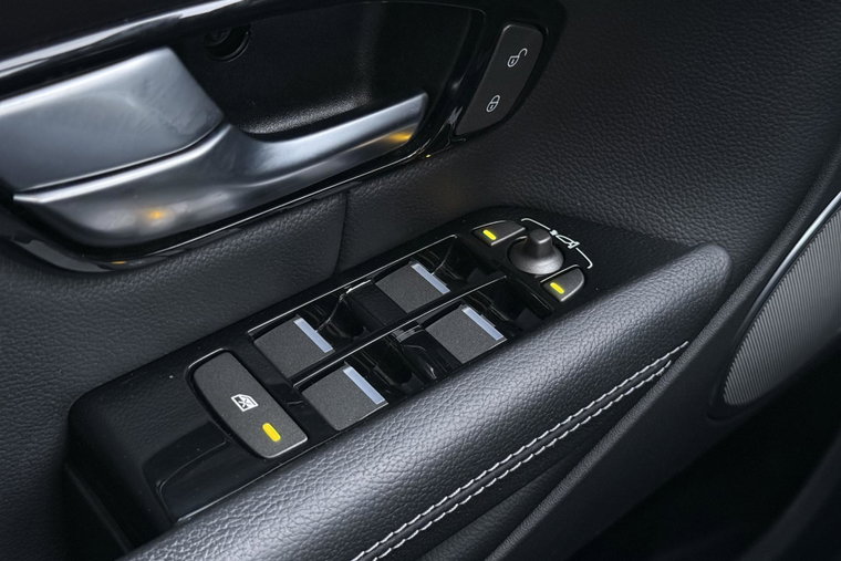 Vehicle Image 37