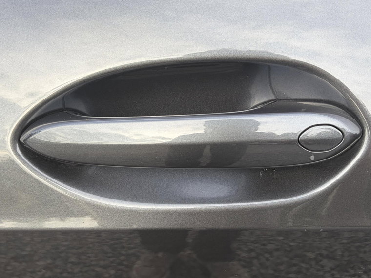 Vehicle Image 37