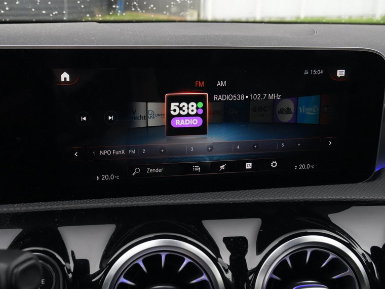 Vehicle Image 35
