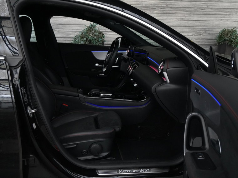 Vehicle Image 42