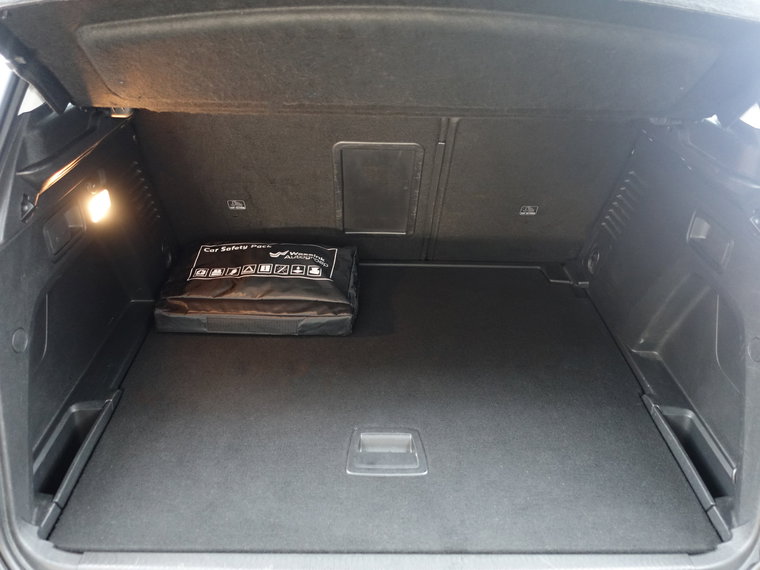 Vehicle Image 38