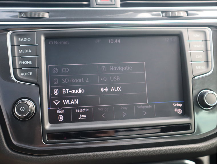 Vehicle Image 38