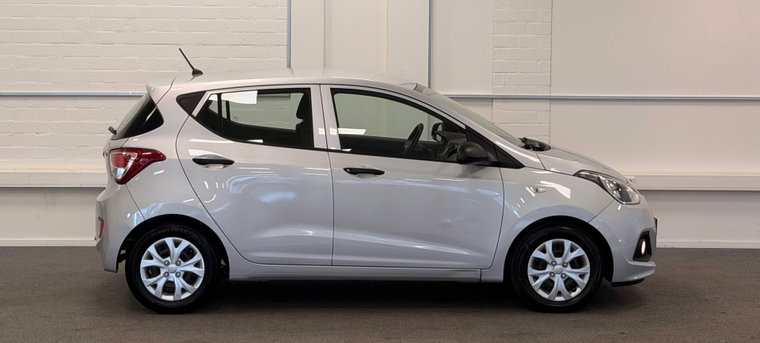 Vehicle Image 7