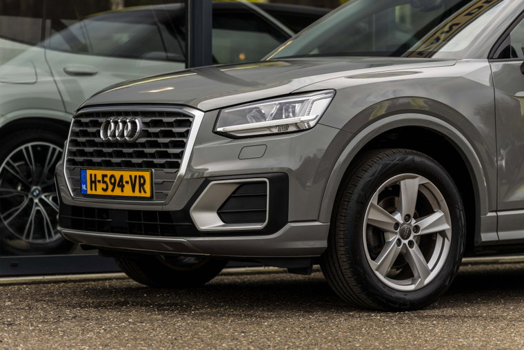 Vehicle Image 11