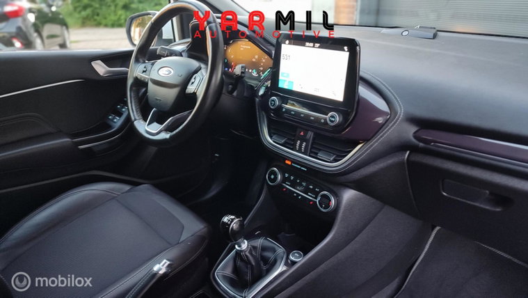 Vehicle Image 21