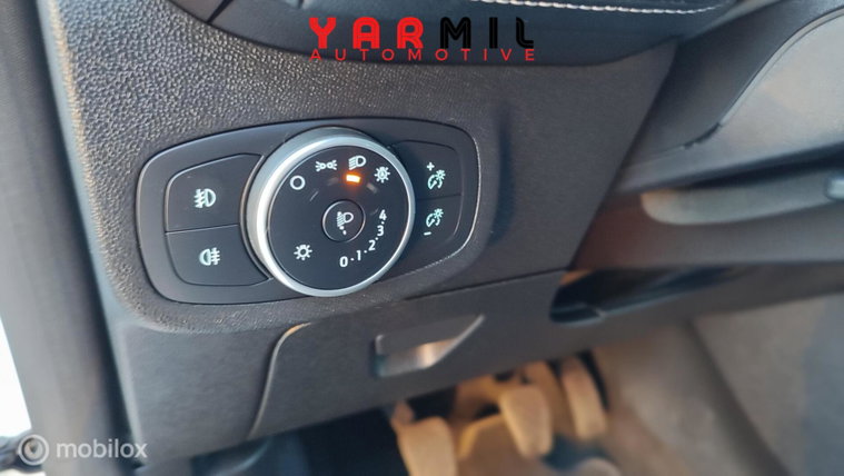 Vehicle Image 28