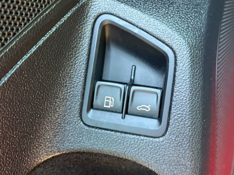 Vehicle Image 27