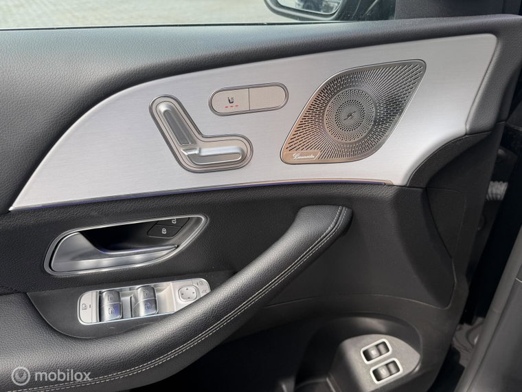 Vehicle Image 34