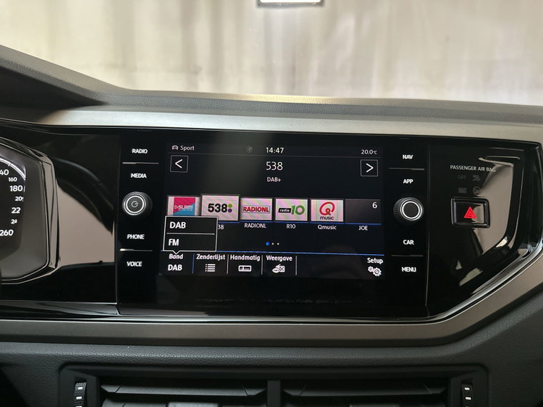 Vehicle Image 21