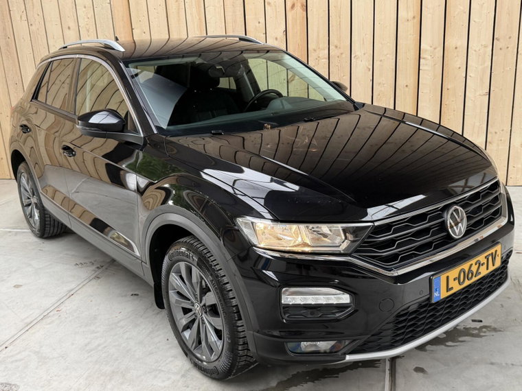 Vehicle Image 40