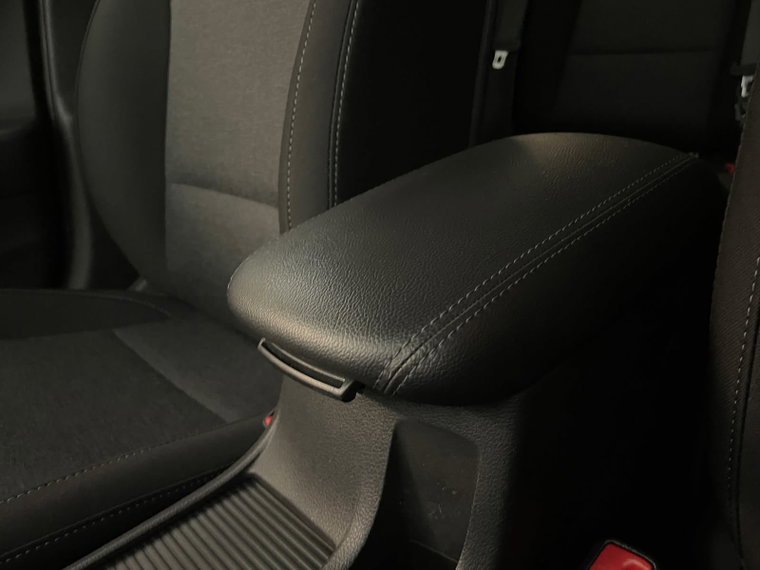 Vehicle Image 39