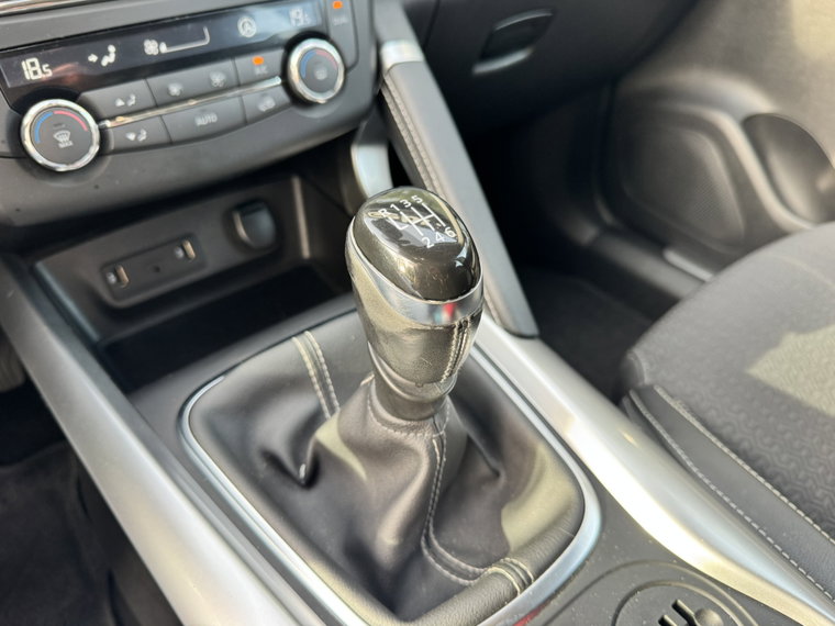 Vehicle Image 26