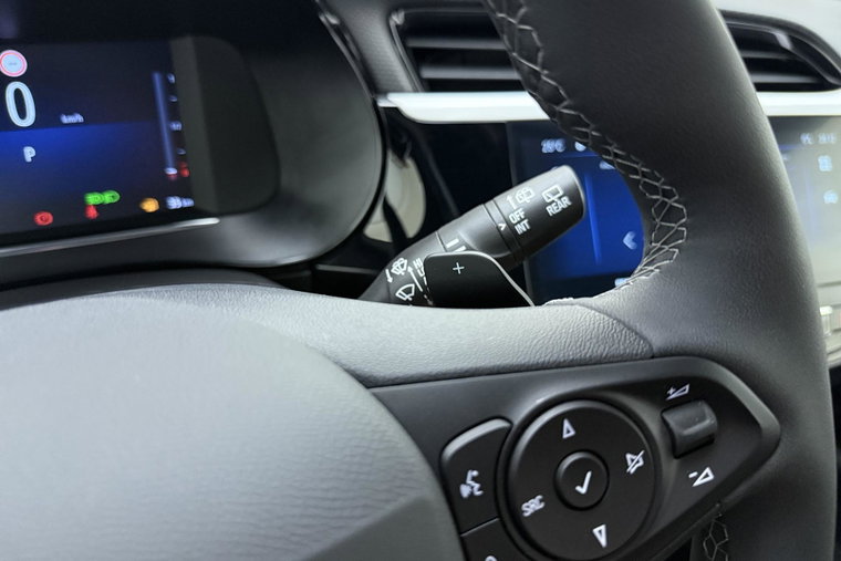 Vehicle Image 20