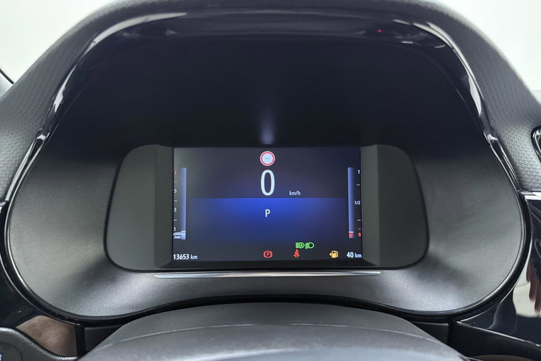 Vehicle Image 30