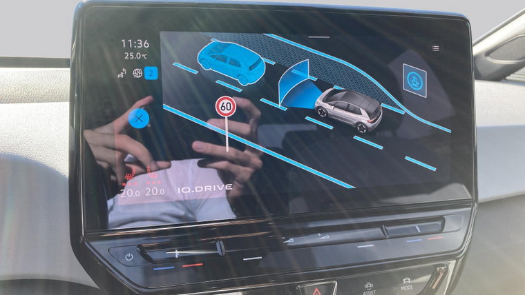 Vehicle Image 21