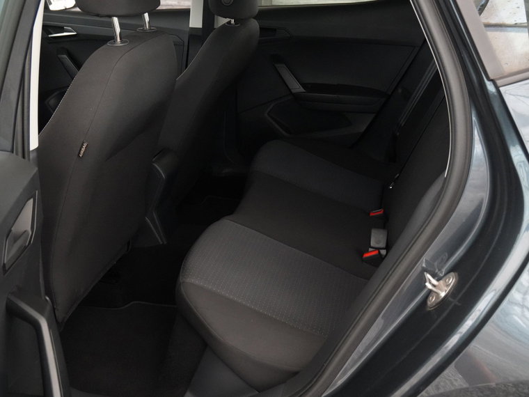 Vehicle Image 31