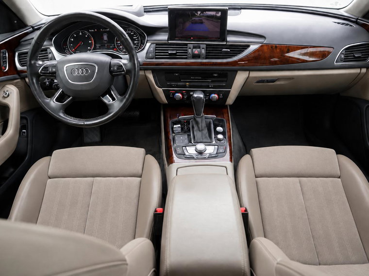 Vehicle Image 14