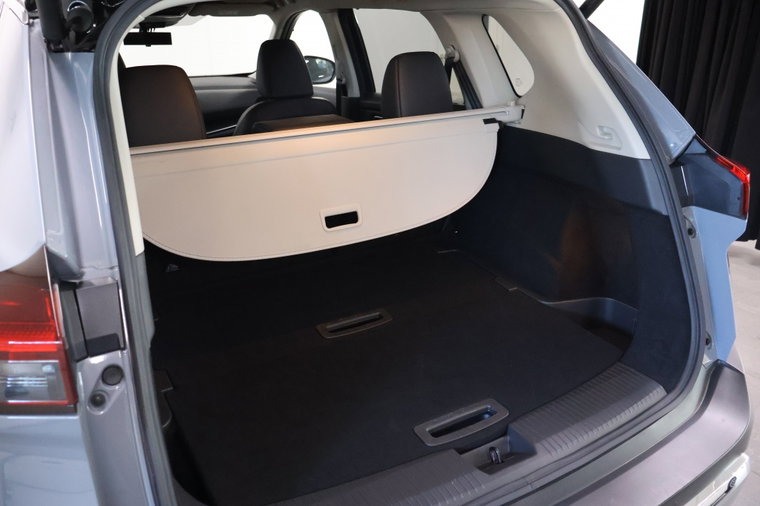 Vehicle Image 36