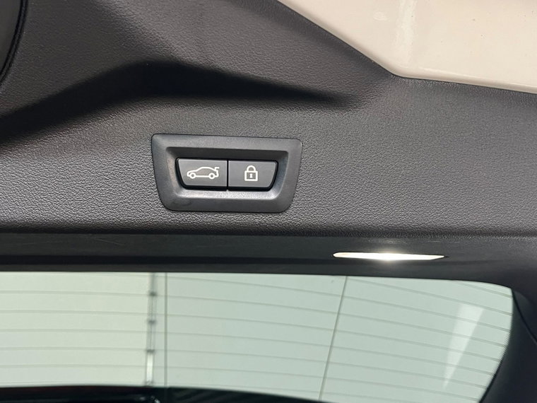 Vehicle Image 39