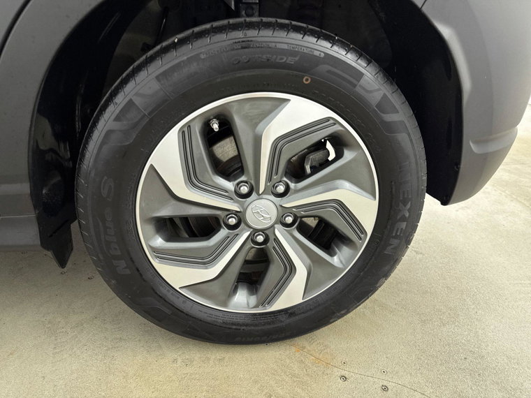 Vehicle Image 30