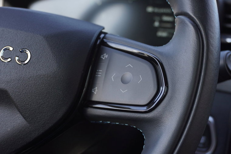 Vehicle Image 21