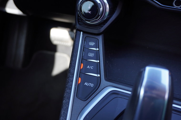 Vehicle Image 39