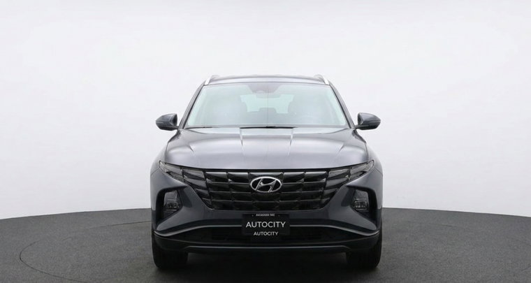 Vehicle Image 8