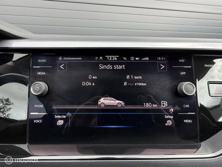 Vehicle Image 42