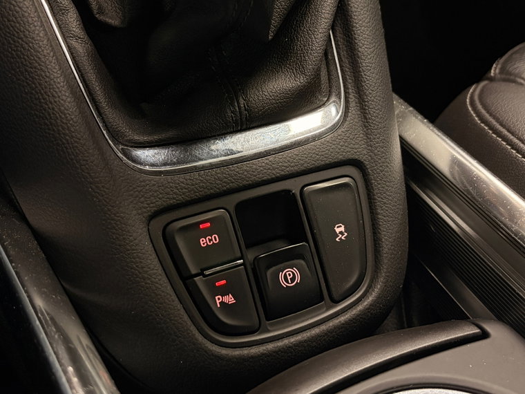 Vehicle Image 27