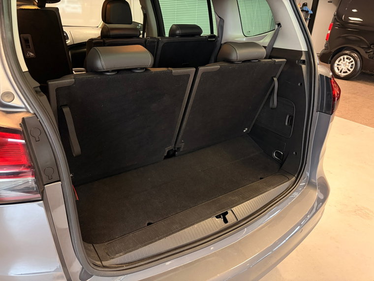 Vehicle Image 39