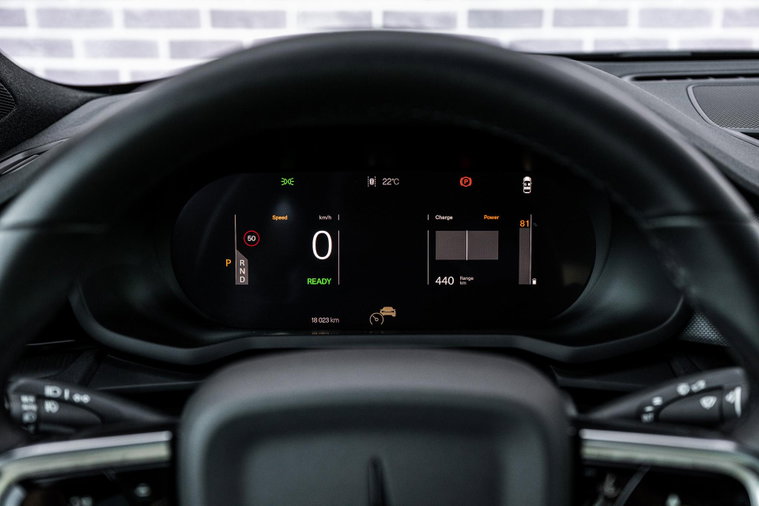 Vehicle Image 13