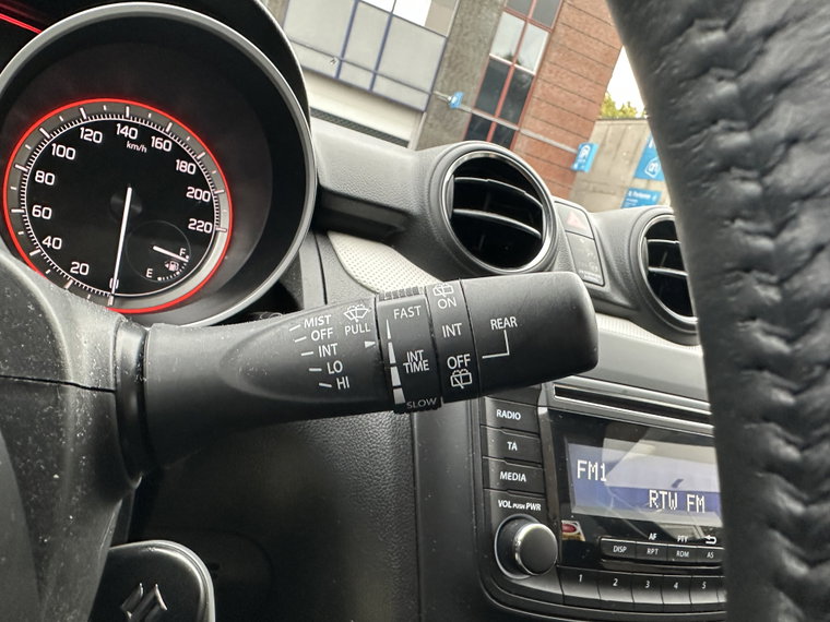 Vehicle Image 17