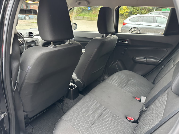 Vehicle Image 21