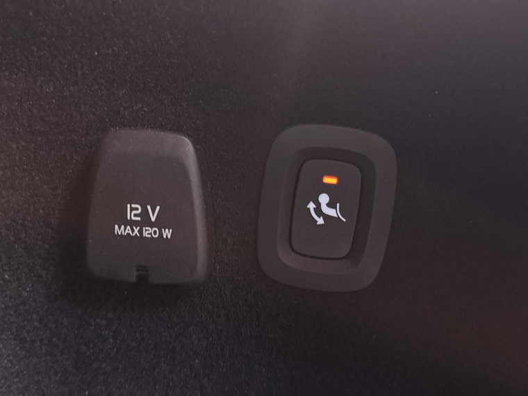 Vehicle Image 42