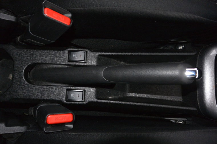 Vehicle Image 21