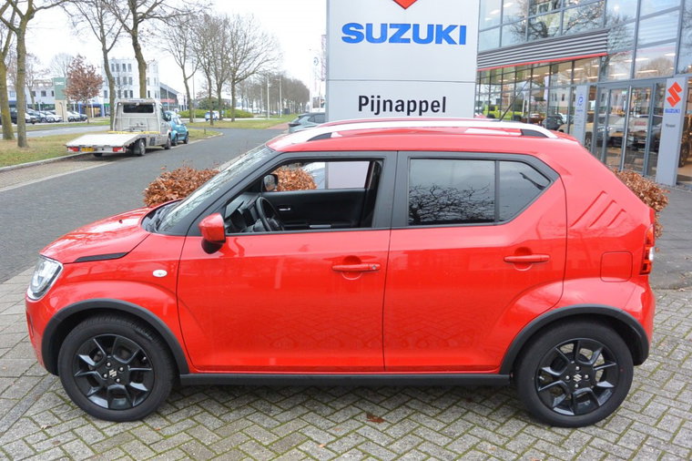 Vehicle Image 4