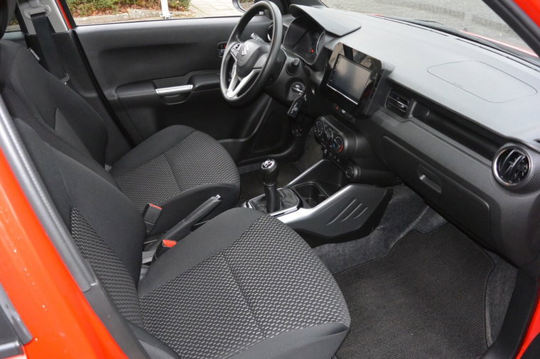 Vehicle Image 23