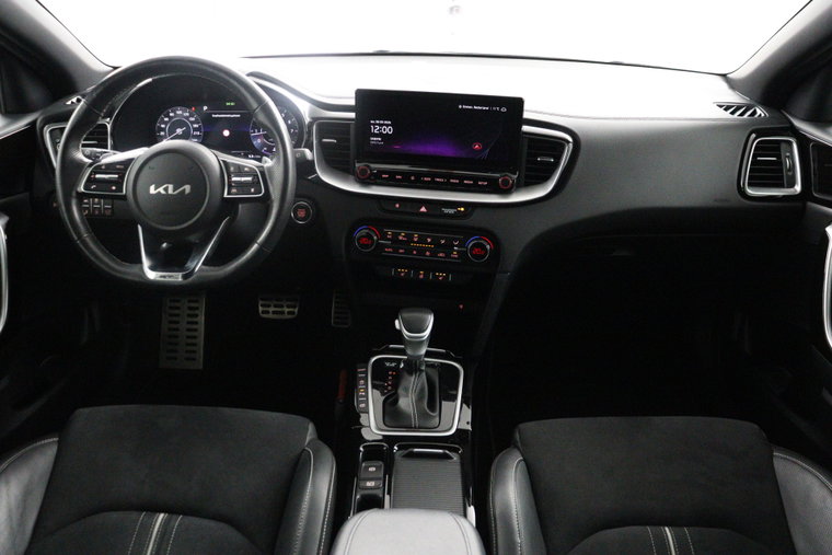 Vehicle Image 30