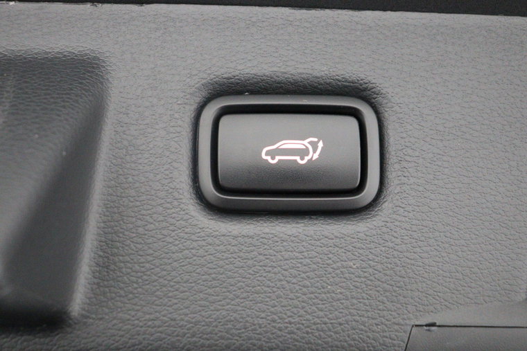Vehicle Image 43